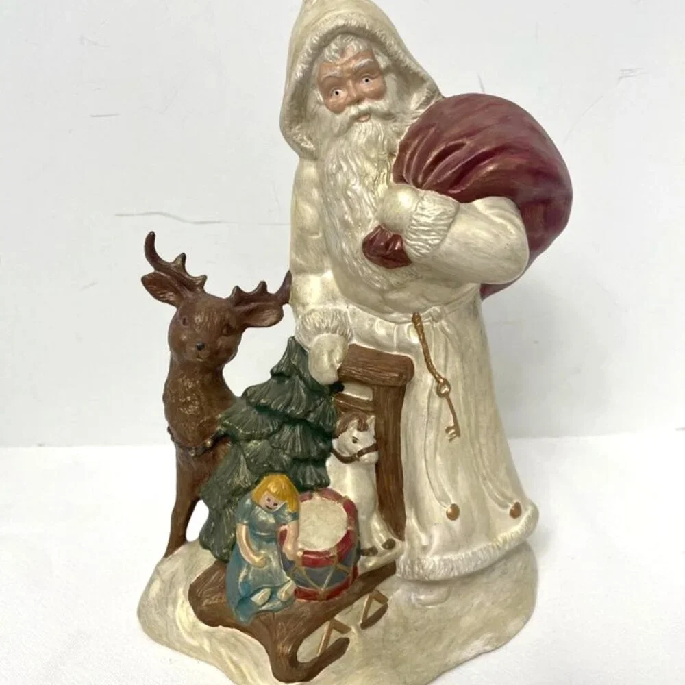 Vtg Ceramic Santa Claus Reindeer Gifts & Christmas Tree 10
